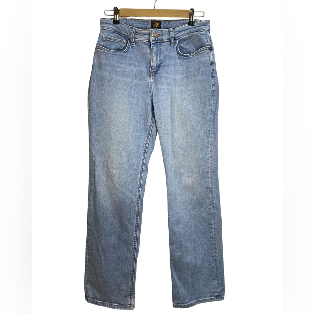 Lee Women’s Light‎ Wash Straight Leg Jeans Size 8M Stretch Denim